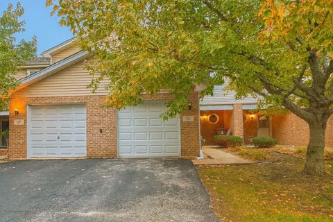 Photo of 15 Forest Wood Lane, Park Forest, IL 60466 (MLS # 12400800)