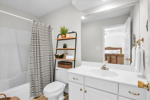 Tiny photo for 2205 Edgewater Place, Champaign, IL 61822 (MLS # 12527956)