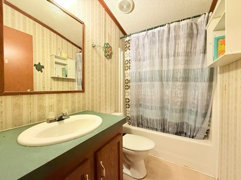 Tiny photo for 410 W Mable Street, Harrisburg, IL 62946 (MLS # 12560362)