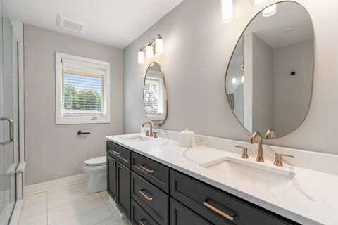 Tiny photo for 11512 Woodglen Lane, Burr Ridge, IL 60527 (MLS # 12701618)