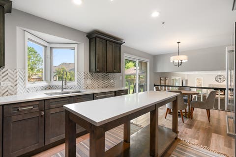 Tiny photo for 11512 Woodglen Lane, Burr Ridge, IL 60527 (MLS # 12701618)