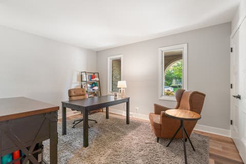 Tiny photo for 11512 Woodglen Lane, Burr Ridge, IL 60527 (MLS # 12701618)