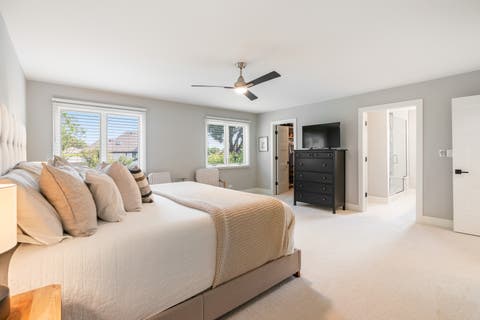 Tiny photo for 11512 Woodglen Lane, Burr Ridge, IL 60527 (MLS # 12701618)