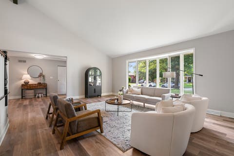 Tiny photo for 11512 Woodglen Lane, Burr Ridge, IL 60527 (MLS # 12701618)