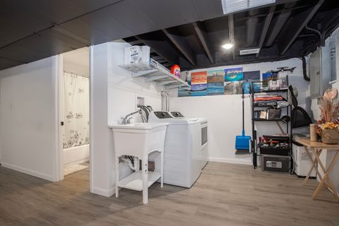 Tiny photo for 5133 N Austin Avenue, Chicago, IL 60630 (MLS # 12489604)