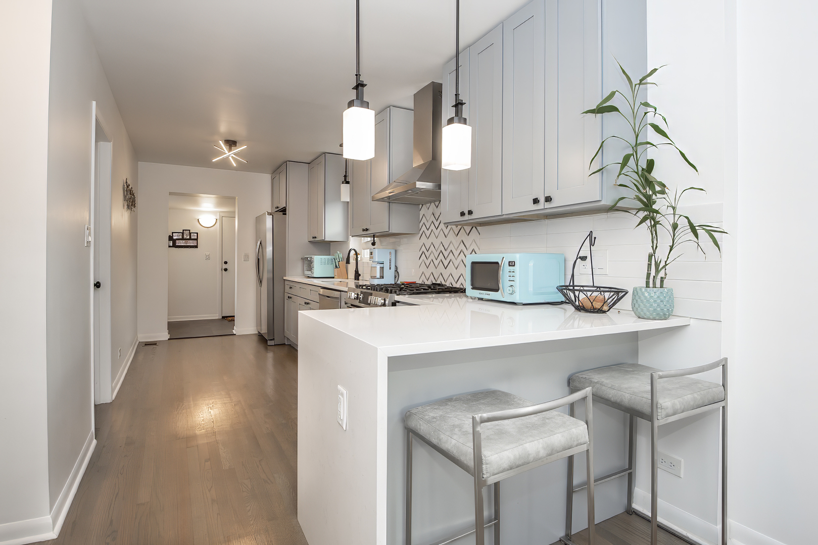 5133 N Austin Avenue