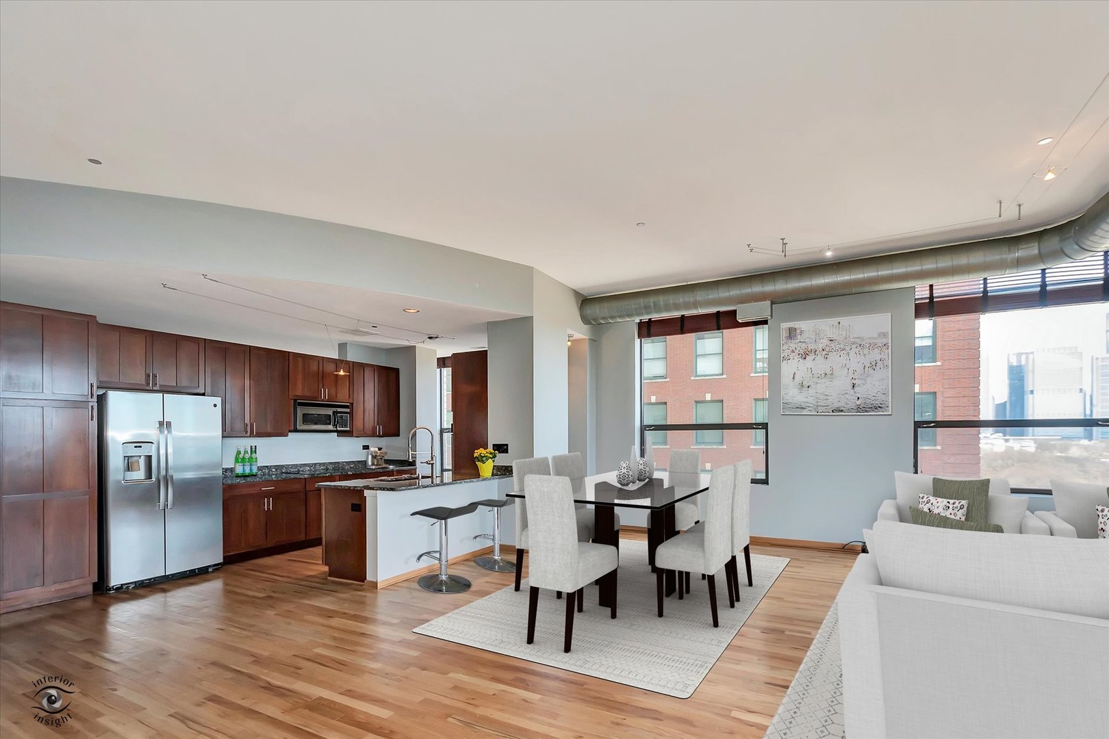 910 S MICHIGAN Avenue 704