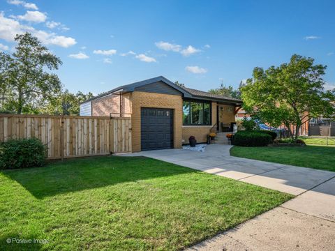 Tiny photo for 10800 S Kostner Avenue, Oak Lawn, IL 60453 (MLS # 12487324)