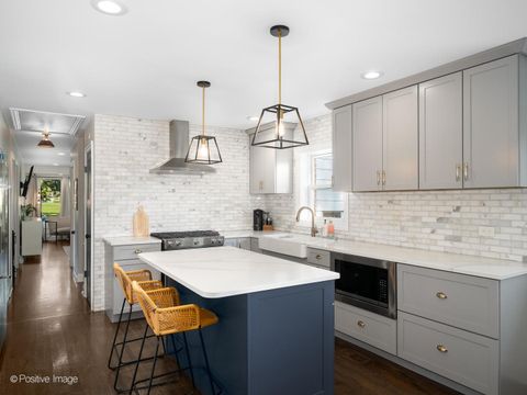 Tiny photo for 10800 S Kostner Avenue, Oak Lawn, IL 60453 (MLS # 12487324)