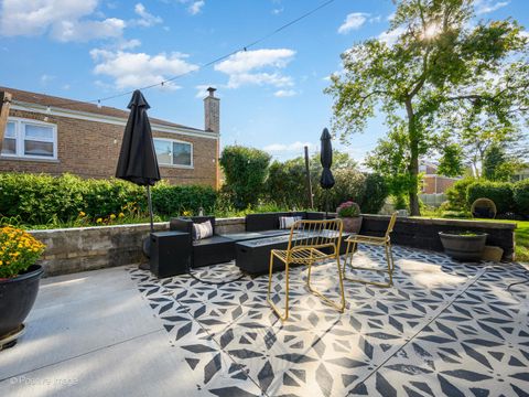 Tiny photo for 10800 S Kostner Avenue, Oak Lawn, IL 60453 (MLS # 12487324)