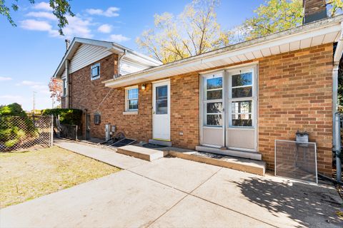 A home in Mount Prospect