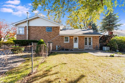 A home in Mount Prospect