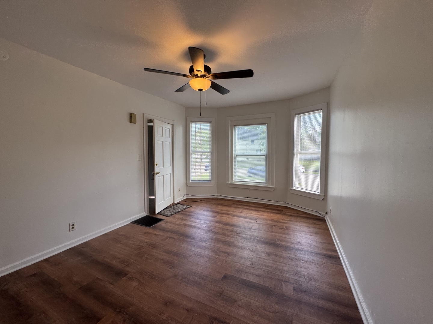 370 Bent Street 1