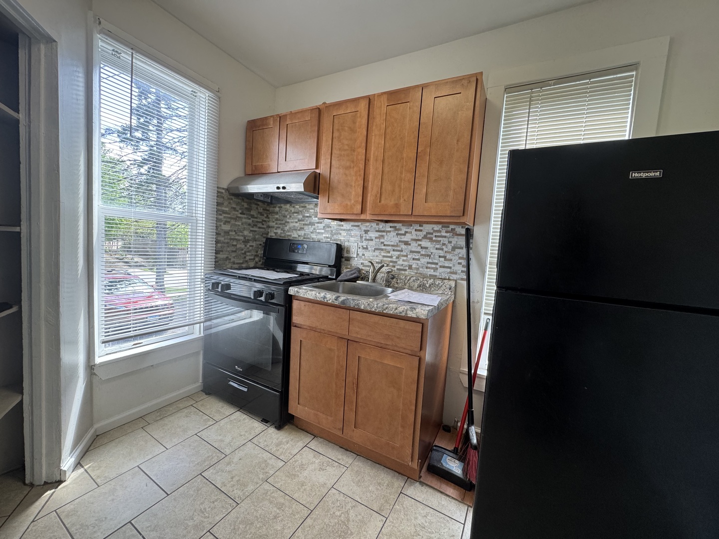 370 Bent Street 1