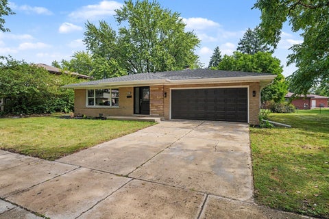 Tiny photo for 16419 Kimbark Avenue, South Holland, IL 60473 (MLS # 12763485)