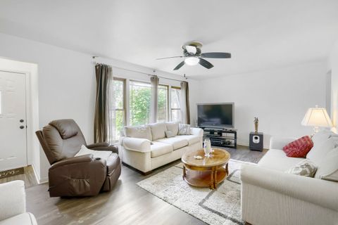 Tiny photo for Elgin, IL 60123 (MLS # 12638084)