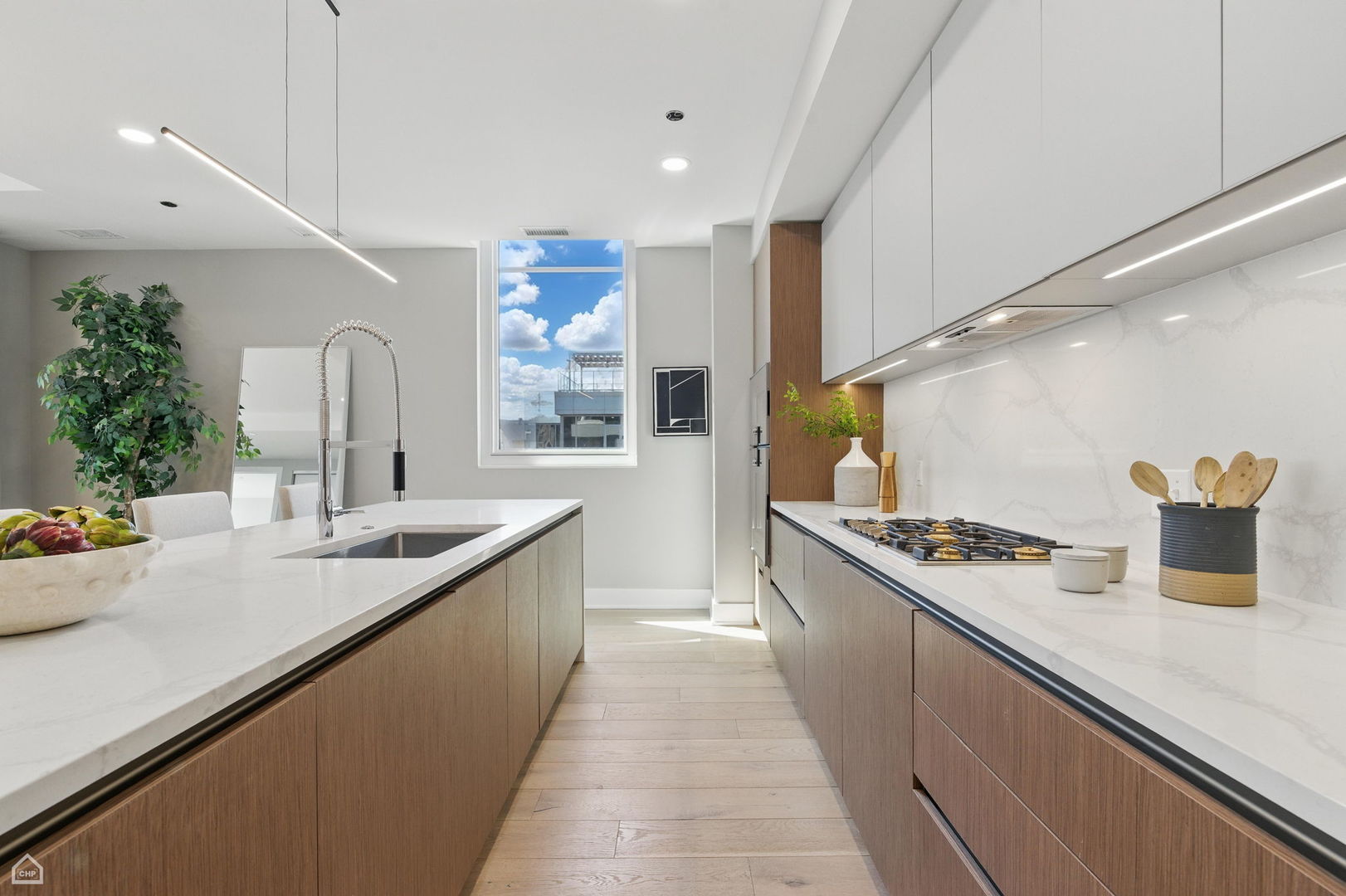 146 W Erie Street 1302