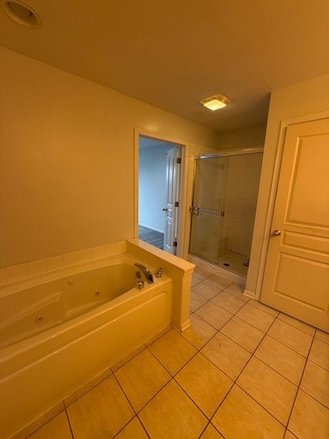 Tiny photo for 9 Lilac Court, Bolingbrook, IL 60490 (MLS # 12582800)