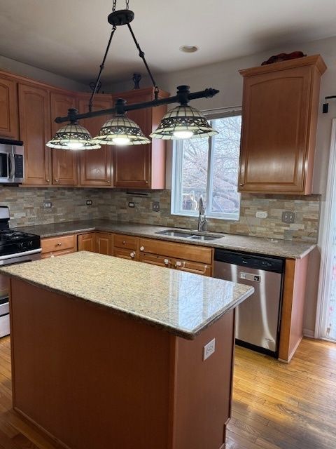 Tiny photo for 9 Lilac Court, Bolingbrook, IL 60490 (MLS # 12582800)