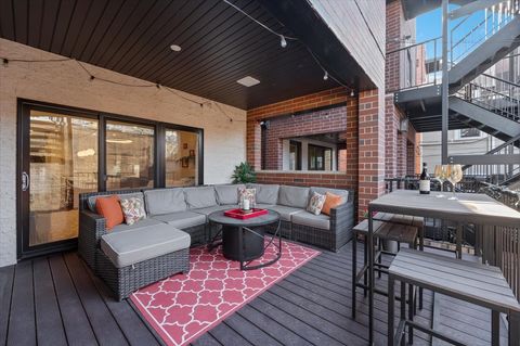 Tiny photo for 3330 N Clifton Avenue #1, Chicago, IL 60657 (MLS # 12514925)