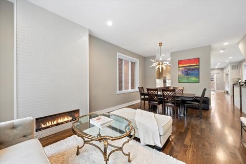 Tiny photo for 3330 N Clifton Avenue #1, Chicago, IL 60657 (MLS # 12514925)