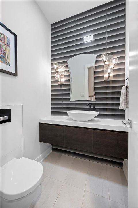 Tiny photo for 3330 N Clifton Avenue #1, Chicago, IL 60657 (MLS # 12514925)