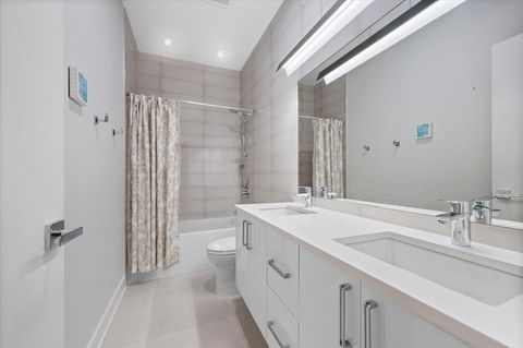 Tiny photo for 3330 N Clifton Avenue #1, Chicago, IL 60657 (MLS # 12514925)