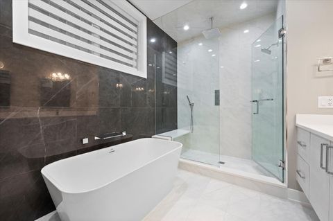 Tiny photo for 3330 N Clifton Avenue #1, Chicago, IL 60657 (MLS # 12514925)