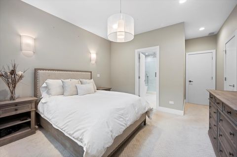 Tiny photo for 3330 N Clifton Avenue #1, Chicago, IL 60657 (MLS # 12514925)