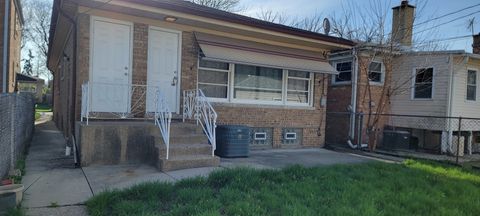 Tiny photo for Chicago, IL 60645 (MLS # 12648467)