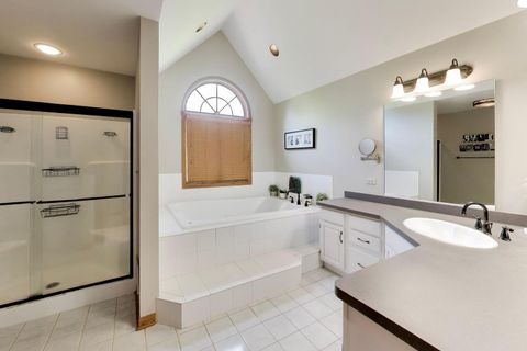 Tiny photo for 214 Red Bud Circle, Sleepy Hollow, IL 60118 (MLS # 12666482)