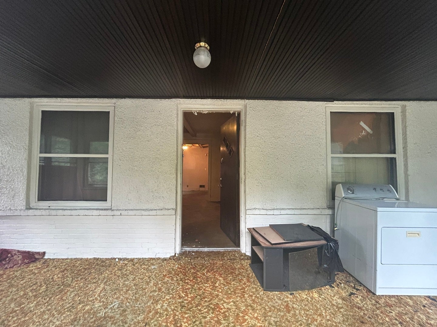 702 E FRYE Avenue