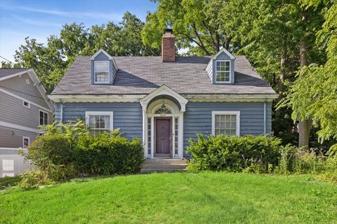 Photo of 544 Turner Avenue, Glen Ellyn, IL 60137 (MLS # 12684910)