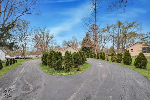 Tiny photo for 23336 S Kings Road, Steger, IL 60475 (MLS # 12618661)