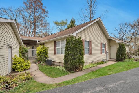 Tiny photo for 23336 S Kings Road, Steger, IL 60475 (MLS # 12618661)