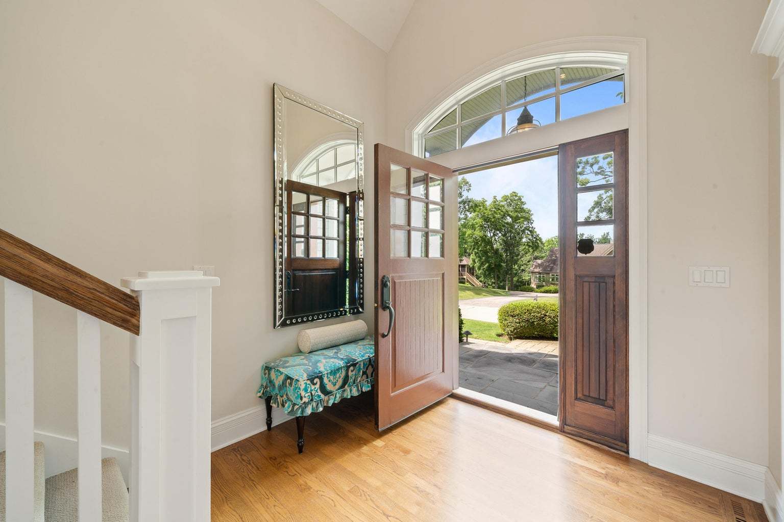1305 Saratoga Lane
