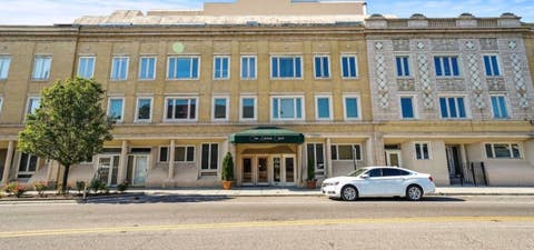 Photo of 6337 Roosevelt Road #408, Berwyn, IL 60402 (MLS # 12667508)