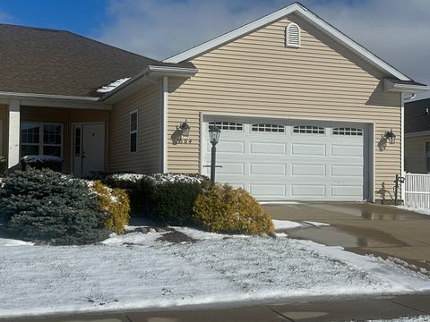 Photo of 1504 Greyrock Lane, Champaign, IL 61822 (MLS # 12516422)