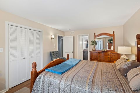 Tiny photo for 4115 W 98th Street #B, Oak Lawn, IL 60453 (MLS # 12585370)