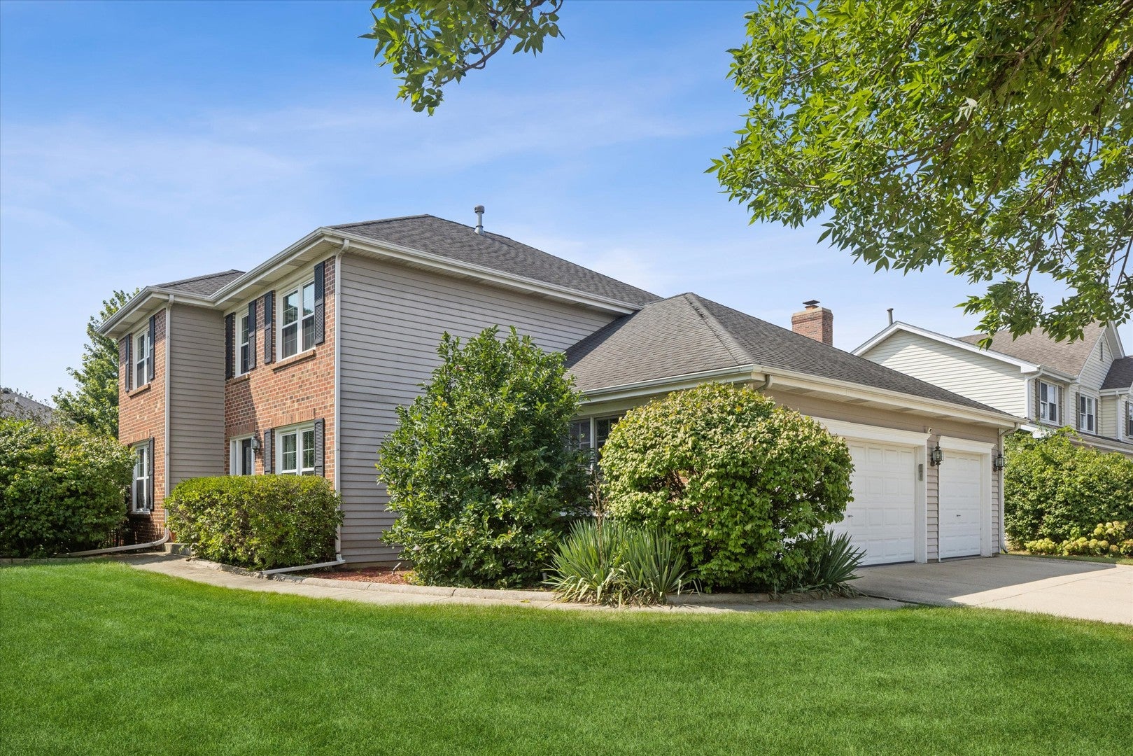 1524 Fieldcrest Drive