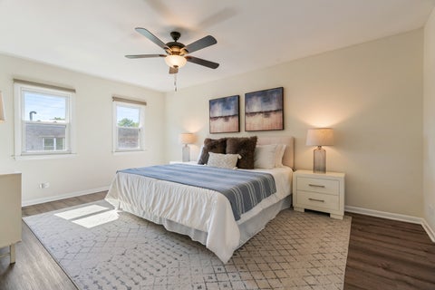 Tiny photo for 824 Hinman Avenue #3N, Evanston, IL 60202 (MLS # 12697444)