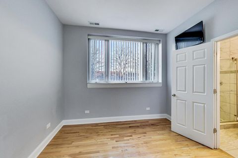 Tiny photo for 2325 W Taylor Street #2, Chicago, IL 60612 (MLS # 12524832)