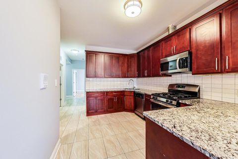 Tiny photo for 2325 W Taylor Street #2, Chicago, IL 60612 (MLS # 12524832)