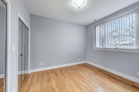 Tiny photo for 2325 W Taylor Street #2, Chicago, IL 60612 (MLS # 12524832)