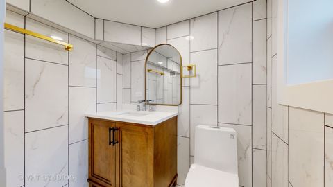 A home in Des Plaines