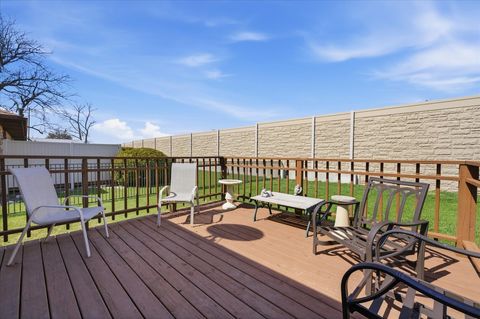 Tiny photo for 227 Hillcrest Avenue #A, Yorkville, IL 60560 (MLS # 12614309)