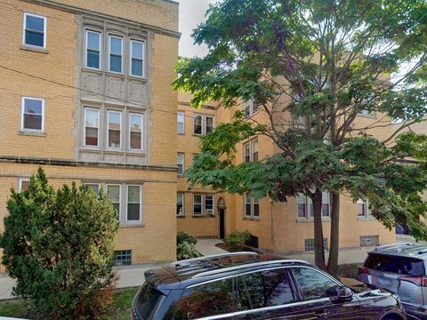 2349 N Drake Avenue 1 Chicago IL 60647