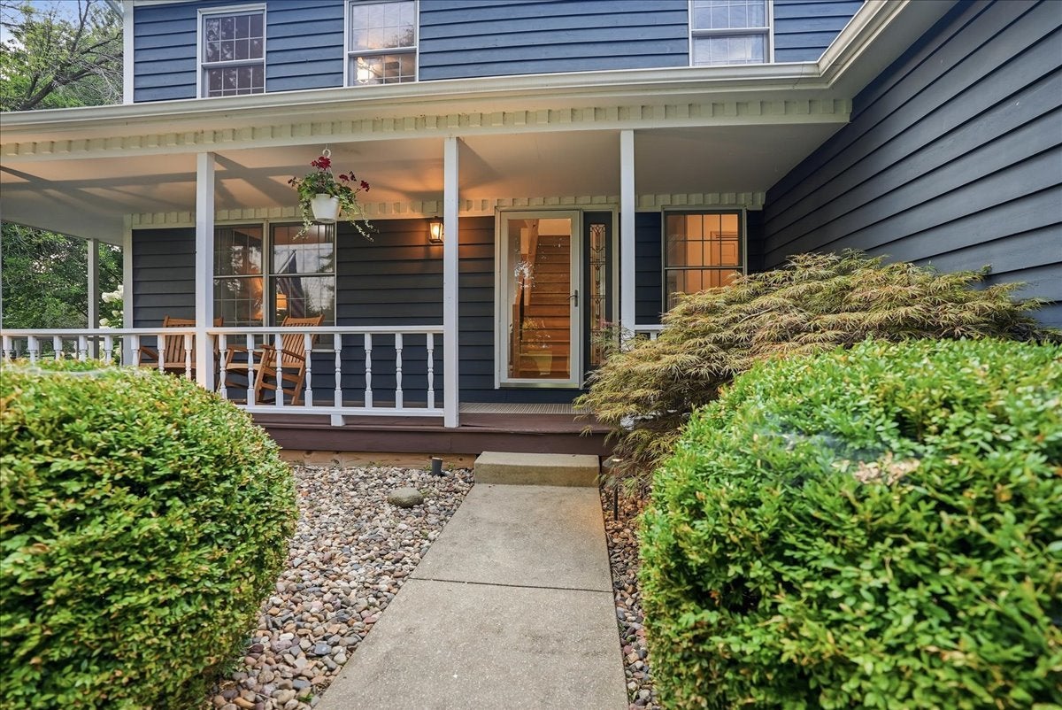 15 Fox Creek Road