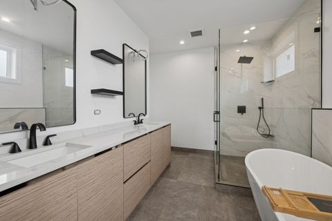 Tiny photo for 1325 N Artesian Avenue #PH, Chicago, IL 60622 (MLS # 12492329)