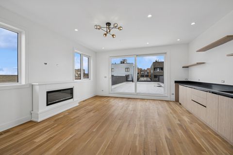 Tiny photo for 1325 N Artesian Avenue #PH, Chicago, IL 60622 (MLS # 12492329)